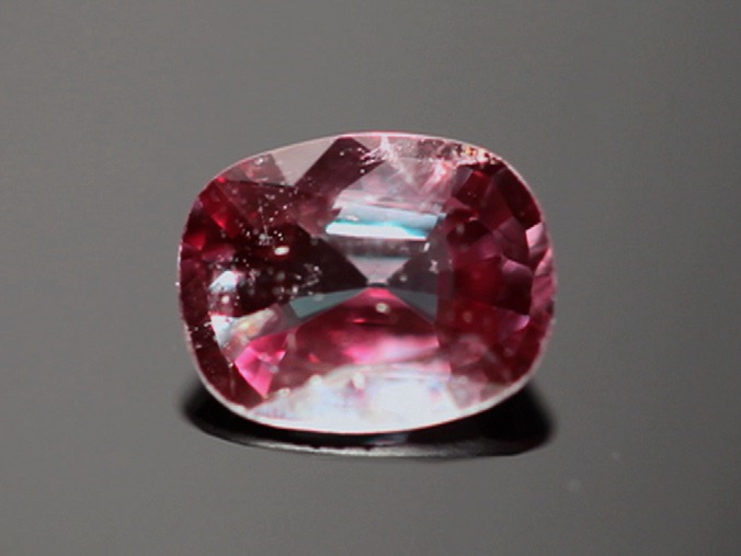 Alexandrite’s Color Change